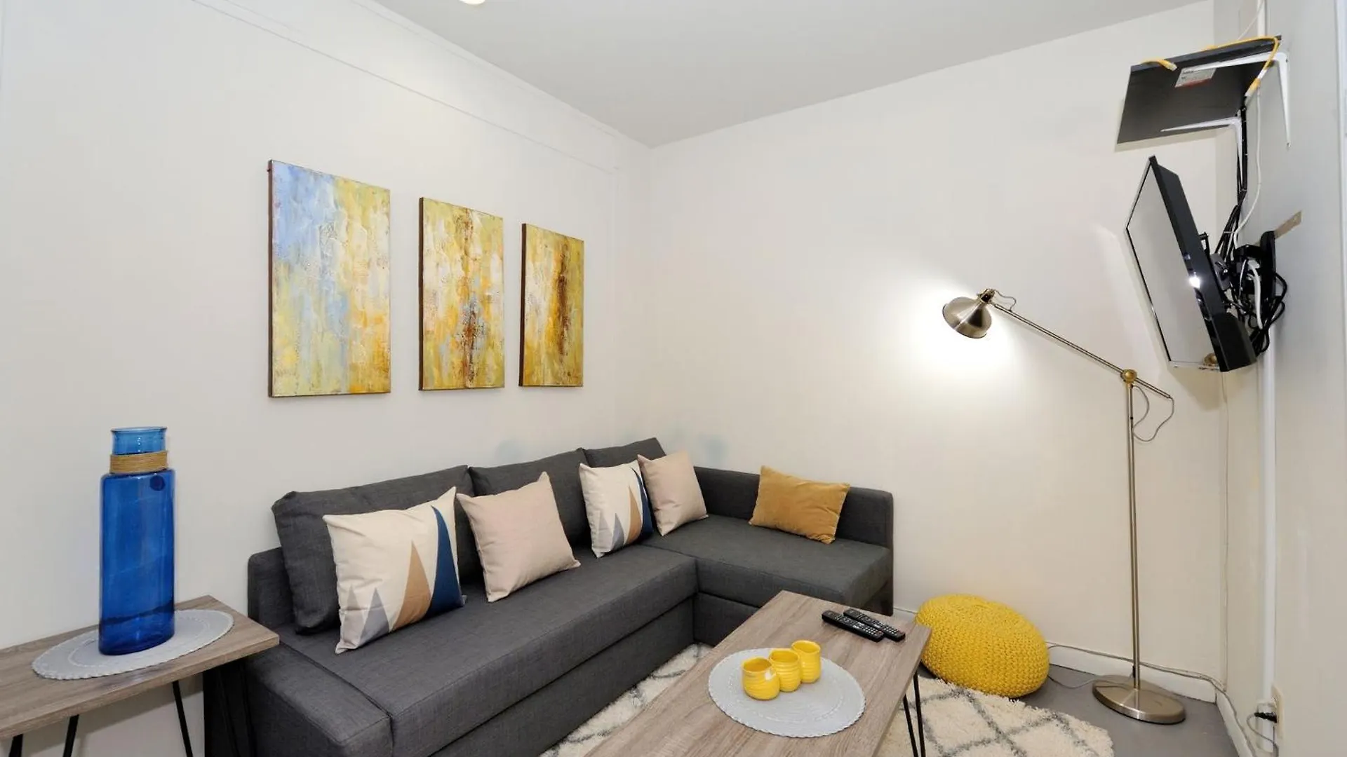 Amazing 3 Bedroom 1 Bath Apartment New York 0*,  United States
