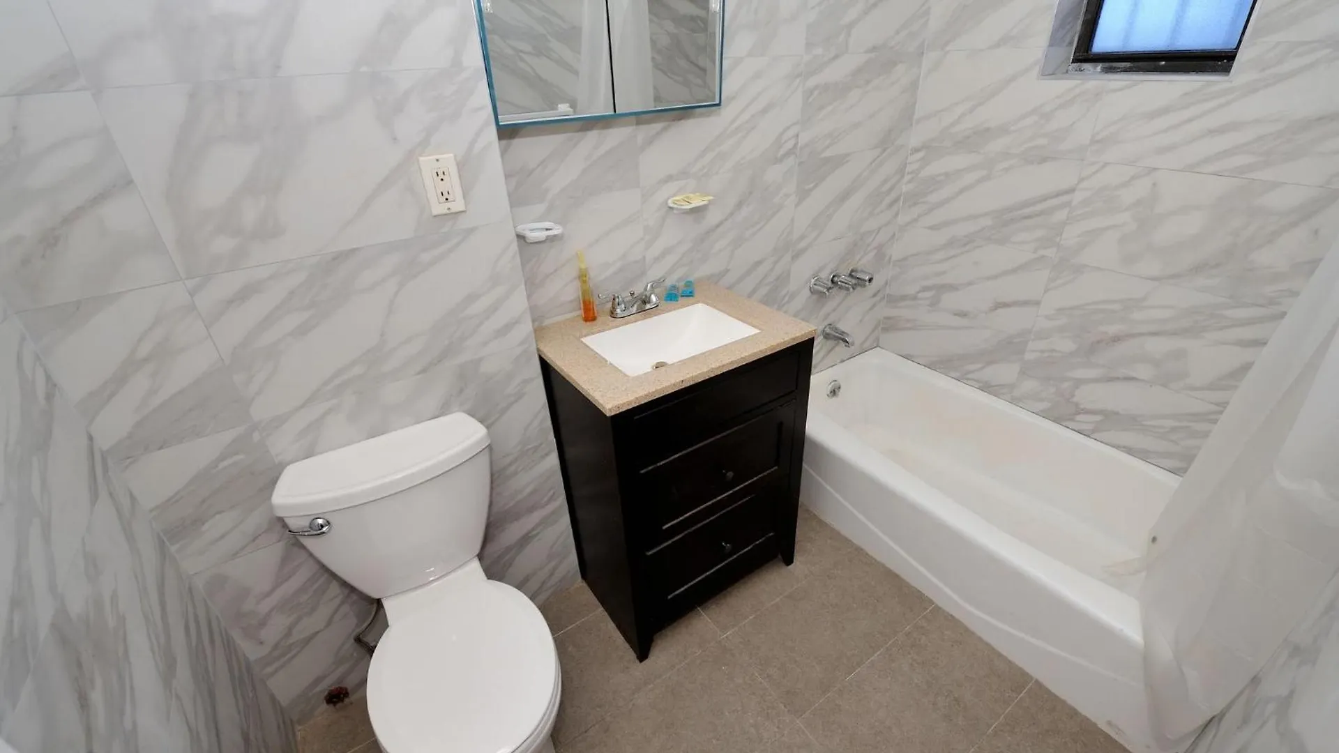 Amazing 3 Bedroom 1 Bath Apartment New York